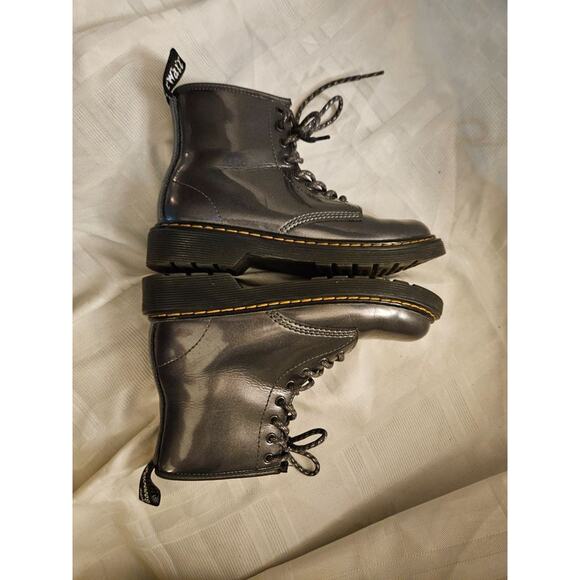 Dr Martens Boots Kids Size 3 Metallic Gray - Picture 8 of 10